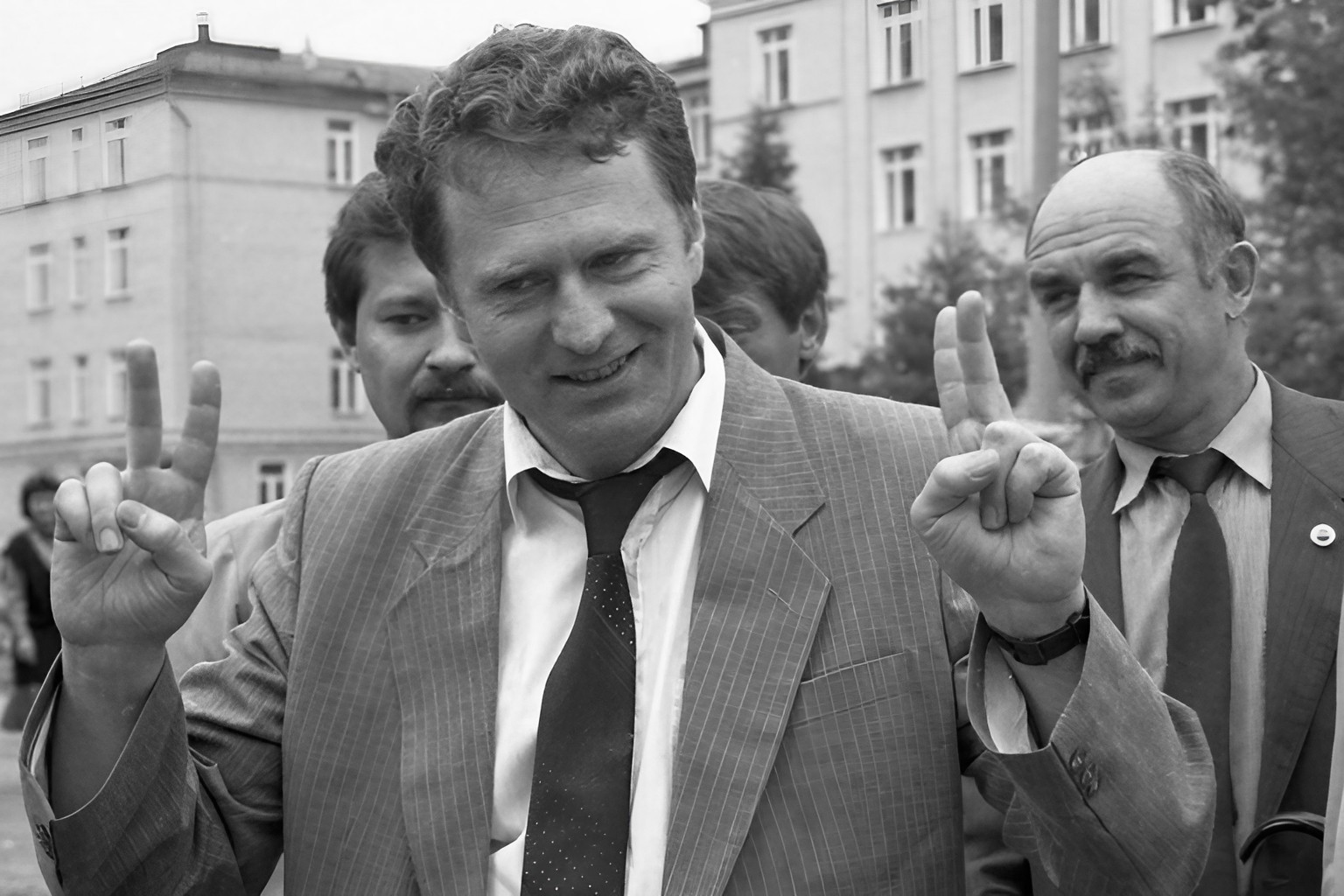 Владимир Жириновский в молодости: харизма, амбиции и восхождение к политической арене